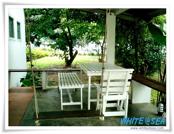ไวท์แอทซี รีสอร์ท น้องหมาพักได้ อยู่หาดแม่รำพึง