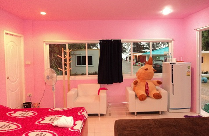 Home Design Resort by Pakin โฮม ดีไซน์ บาย ภาคินน้องหมาพักได้ หาดสวนสน ระยอง