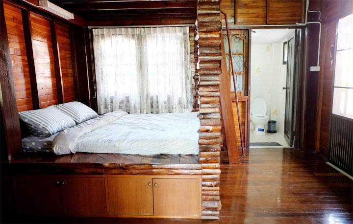 Wood Night Houseน้องหมาพักได้เชียงใหม่