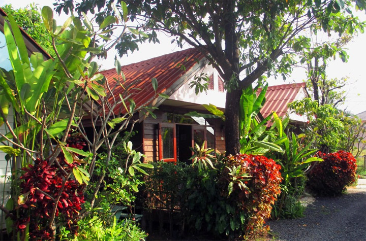 พาน้องหมาเที่ยวอุบล พักได้ที่ ช่อชัยพฤกษ์รีสอร์ท