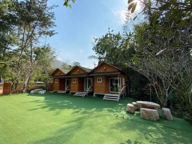 ที่พักใกล้น้ำตกเอราวัณน้องหมาพักได้