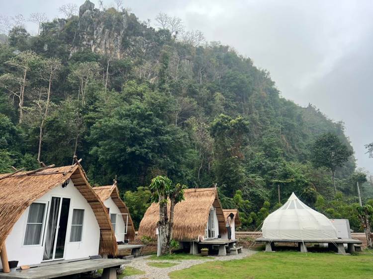 ที่พักอุทัยธานีน้องหมาพักได้