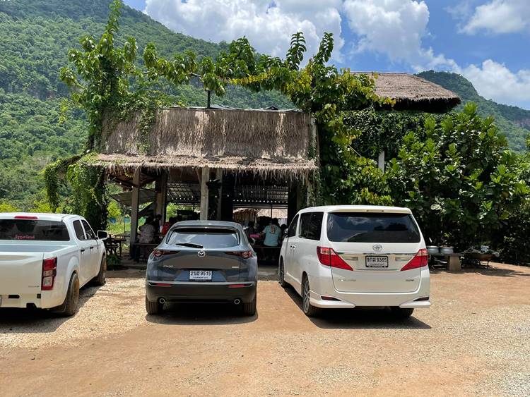 ที่พักอุทัยธานีน้องหมาพักได้