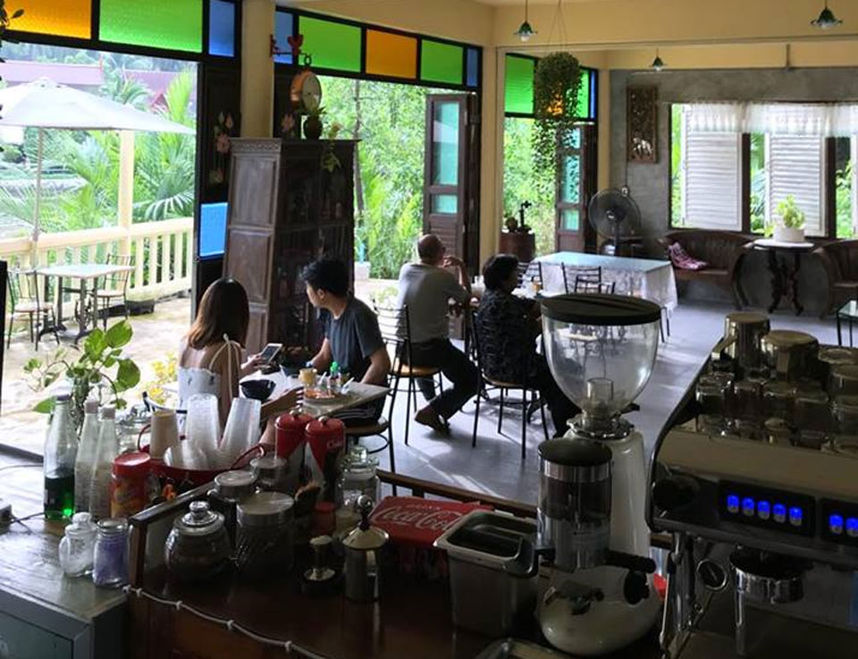 River Jam ที่พักอัมพวาน้องหมาพักได้