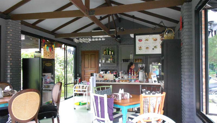 ร้าน BAA BAA Black Cafe ร้านกาแฟ แม่ริม เชียงใหม่น้องหมาเข้าได้